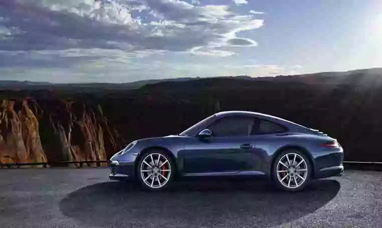 Porsche rental in Dubai 